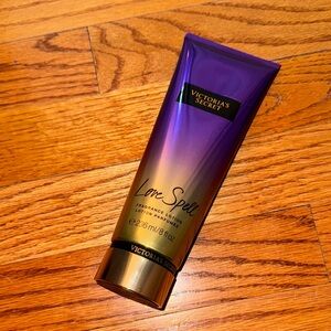 Victoria's Secret Love Spell Lotion - Purple and Gold